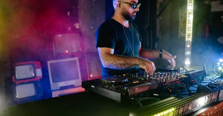 Quels sont les meilleurs concerts et festivals de musique électro à Paris ?