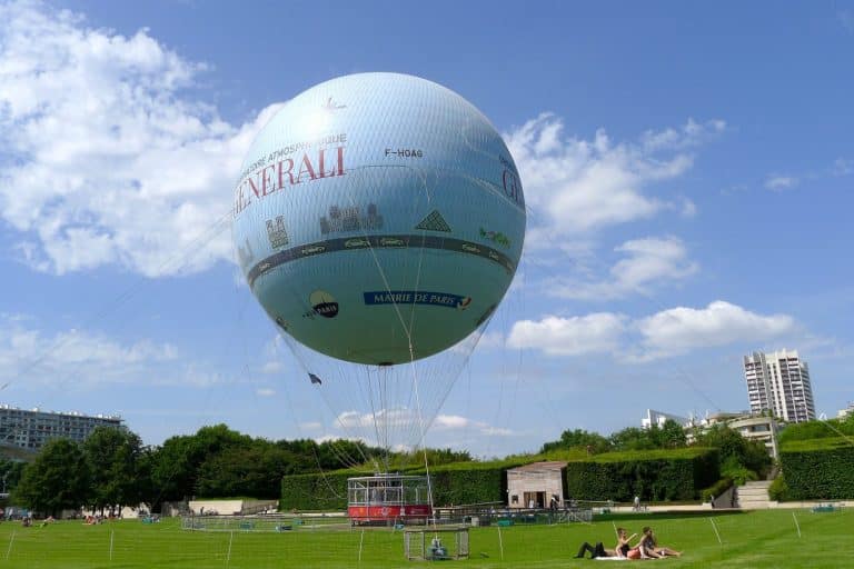 Pourquoi pas un voyage en montgolfière pour voir Paris autrement
