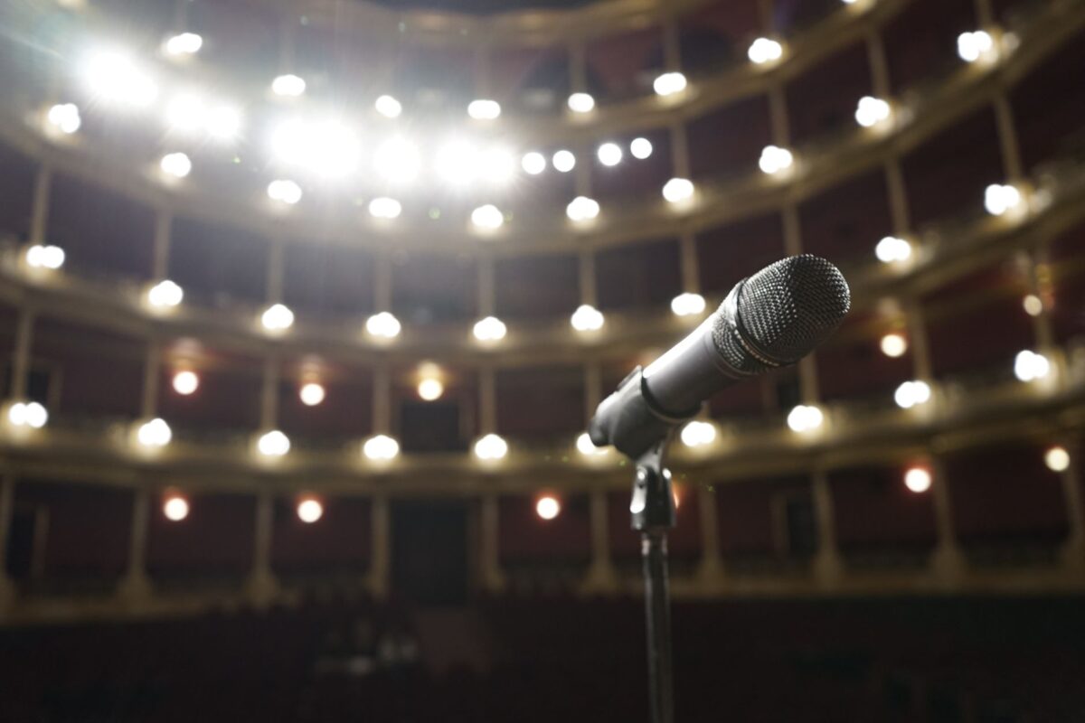Bien préparer une soirée concert à Paris, de la réservation au retour