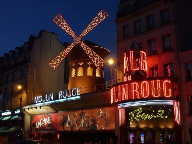 Tout ce que vous devez savoir avant de visiter le moulin rouge