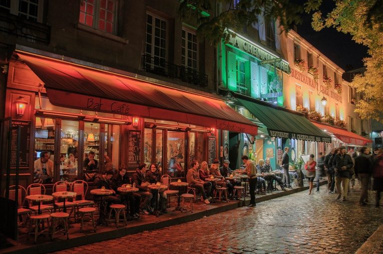 Localers Paris offre aux voyageurs de nouvelles manières de vivre Noël dans la ville lumière