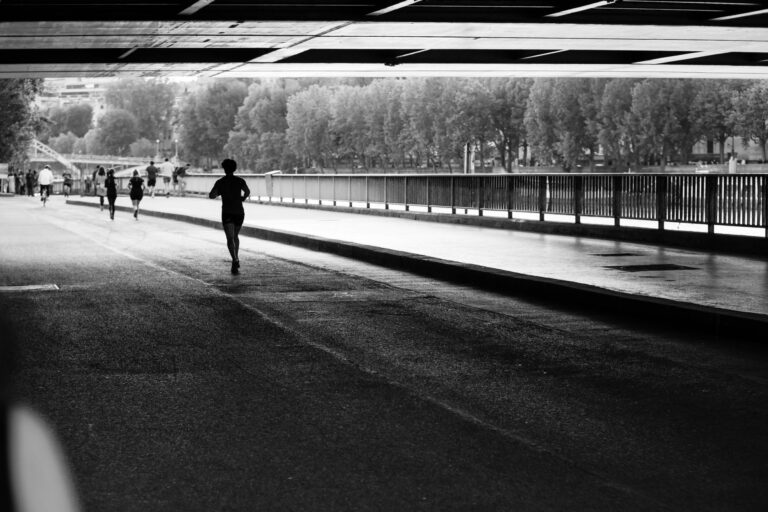 Quelles activités sportives pratiquer à Paris pour les amateurs de sensations fortes ?
