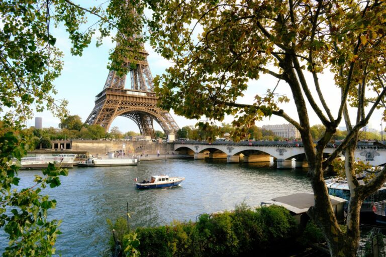 Quelles croisières gourmandes ne faut-il pas manquer à Paris ?